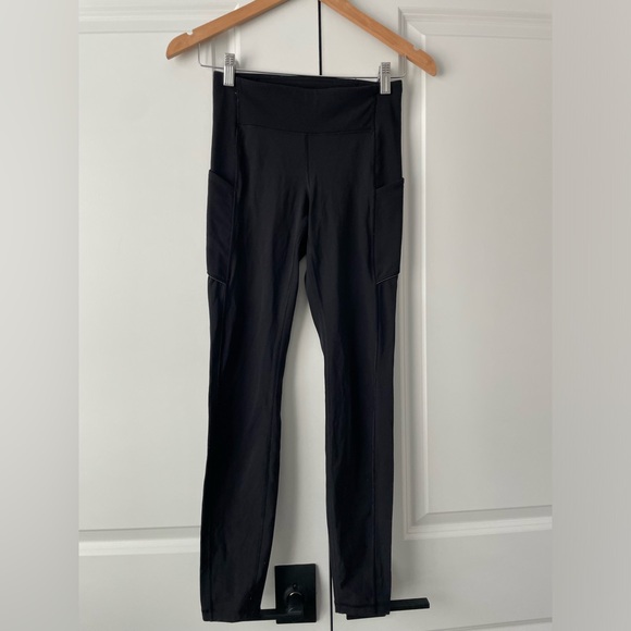 Lululemon Speed Up Tight *Full-On Luxtreme 28" Sz 4 in Black - Picture 6 of 13